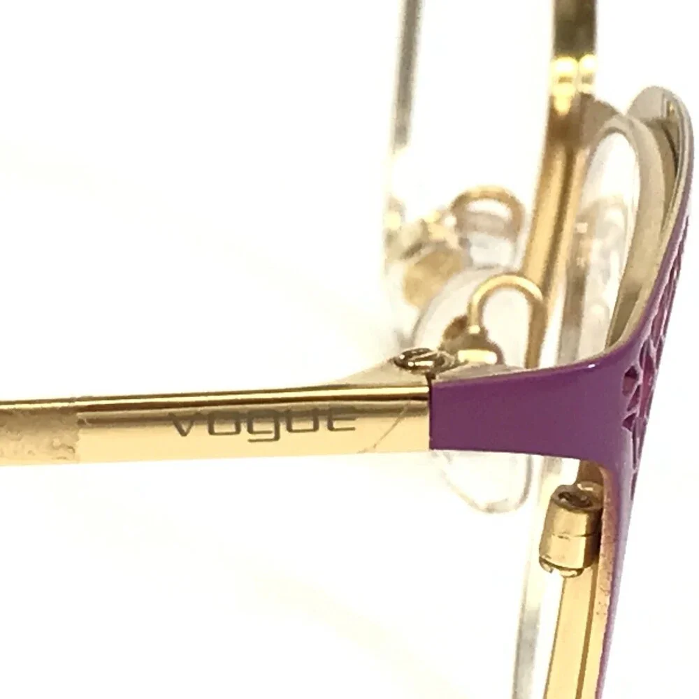 Vogue brand new